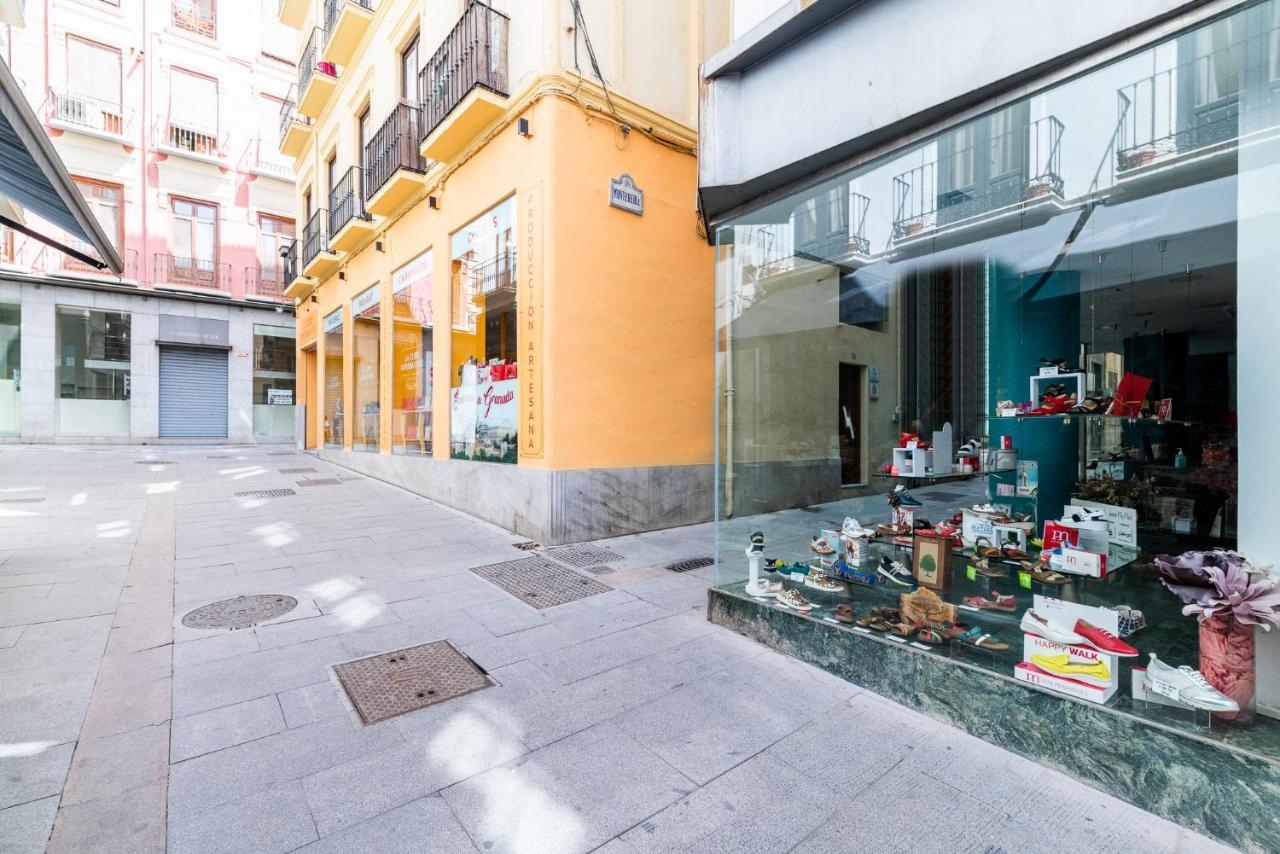 Precioso Apartamento En El Centro De Granada Luaran gambar